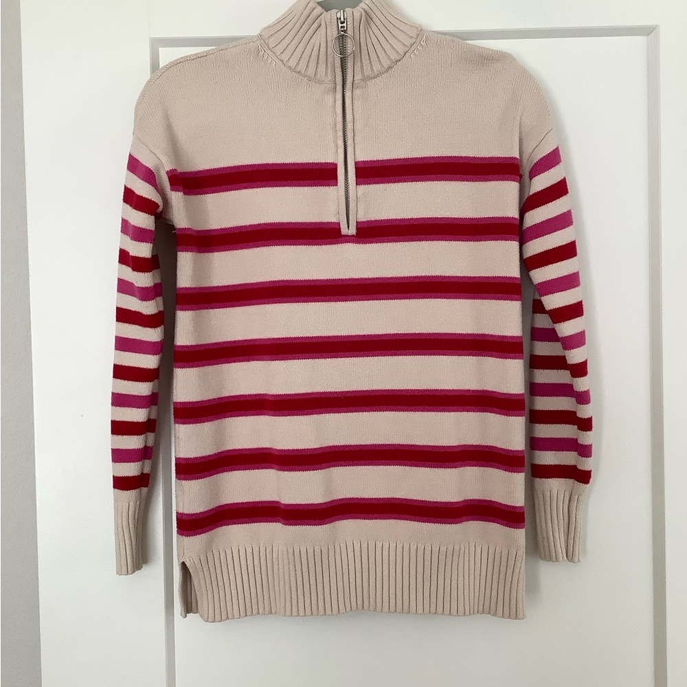 🌸❤️💕LOFT Cream and Red Zip Up Sweater